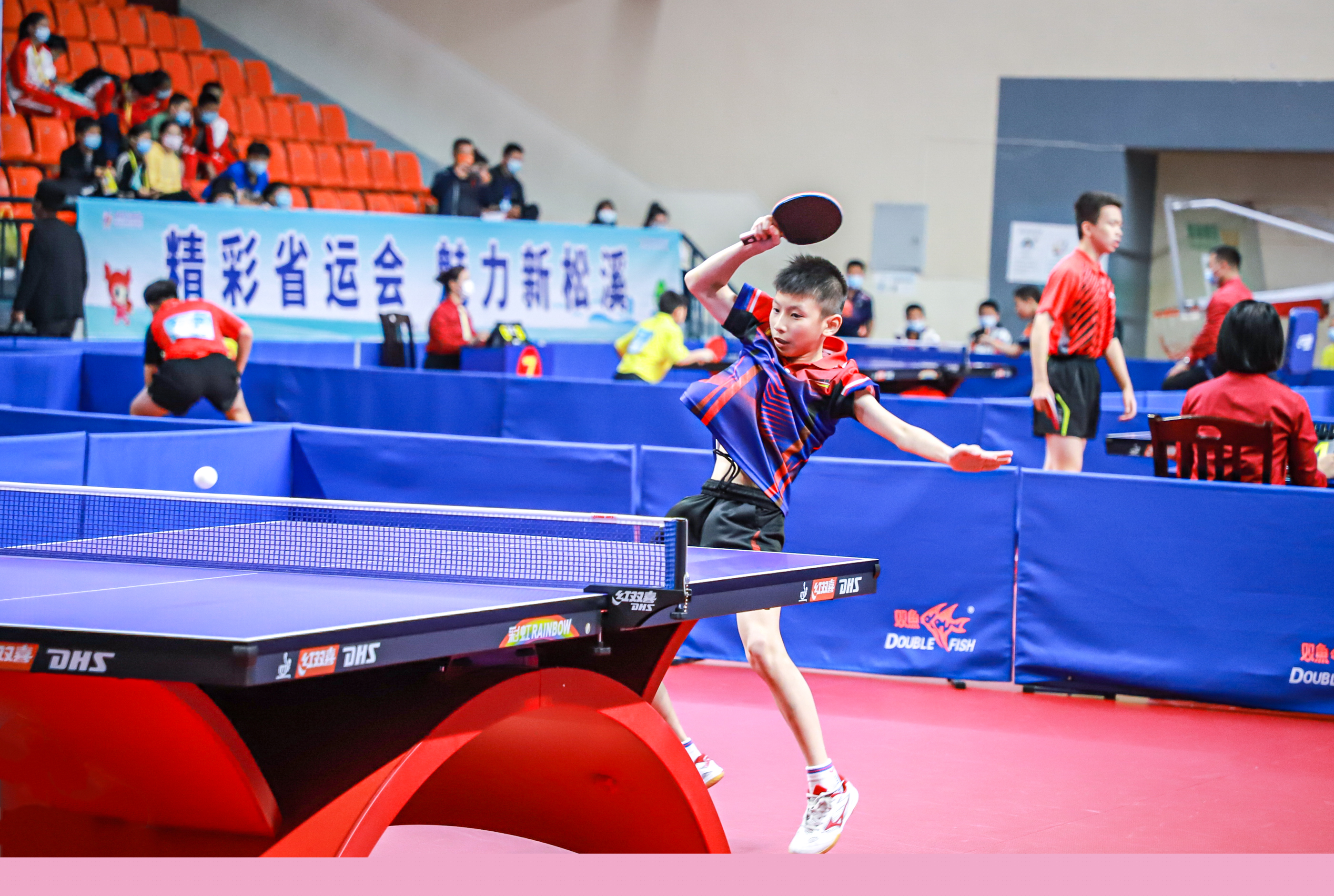 西部实现突 西部实现突