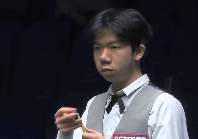 样表现不容 样表现不容